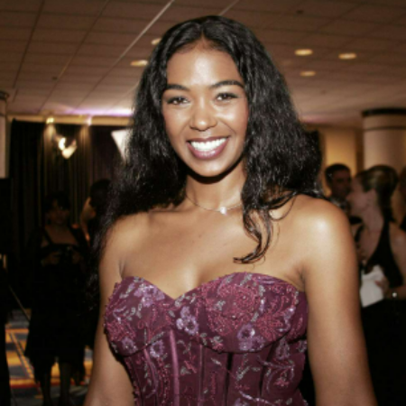 Ananda Lewis, a shining star in the American media world, full of brains, charm, and genuineness.